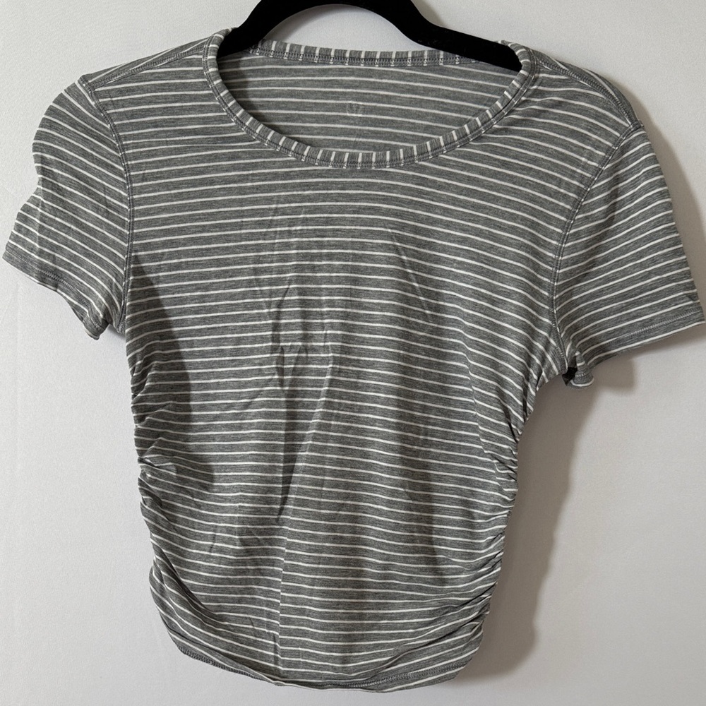 Lululemon Cropped Gray Striped Women's Top